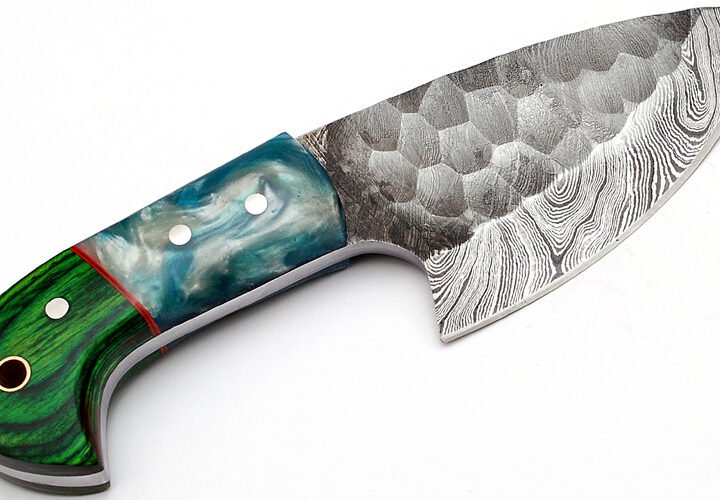 Skinner Hunting Knife Custom Made Damascus steel